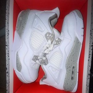 Air Jordan 4 White Oreo
